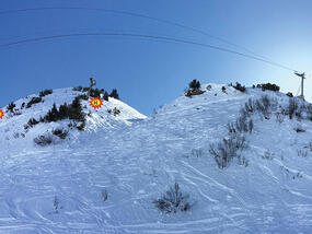 Zwei Lawinenmasten für Warth