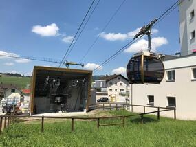 Goldige Seilbahn auf die Rigi