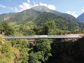 Rohrbrücke über Intischialpbach 