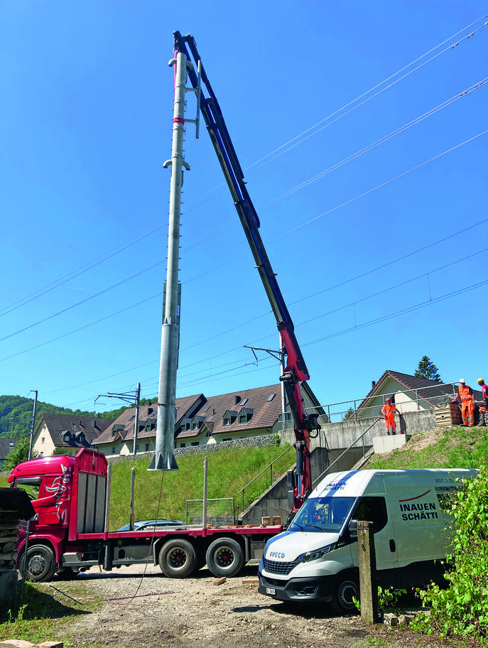 Platzierung der Masten an der Bahnlinie.