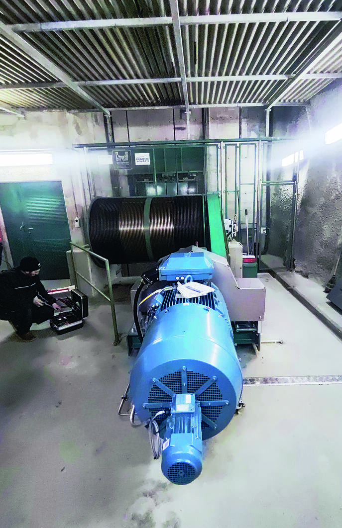 Senkrechtbahn Kessiturm erneuert