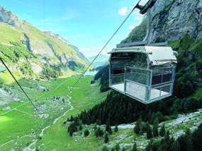 Steiler Transport auf die Meglisalp