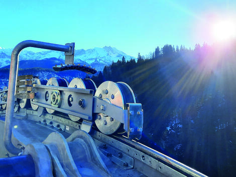 Erste Kompaktseilbahn zum Tempel in Indien